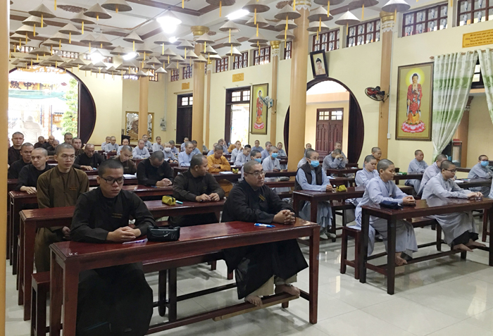 Tiền Giang: Trường Trung cấp Phật học tổ chức thi Học kỳ I năm thứ nhất khóa VIII