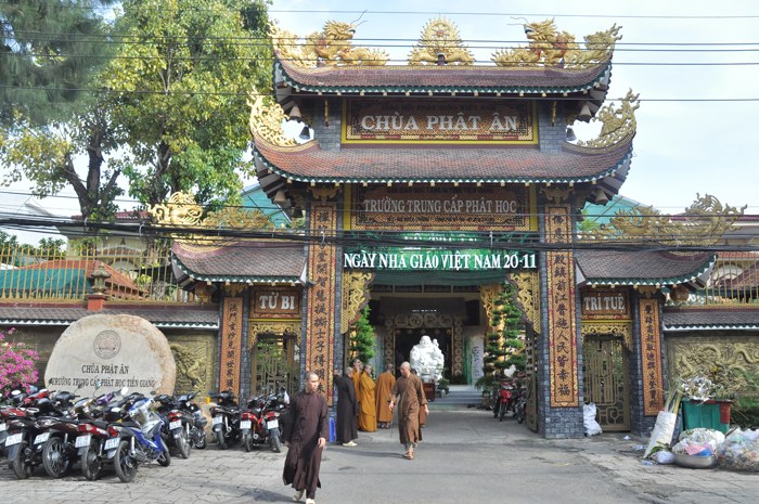 Tiền Giang: Trường Trung cấp Phật học Chiêu sinh các Khóa đào tạo Năm học 2022 - 2023