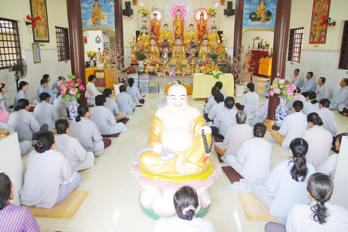 TX.Gò Công: Chùa Phật Huệ tổ chức khóa tu “Niệm Phật một ngày”