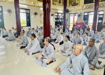 H.Gò Công Tây: Khóa tu Bát Quan Trai tháng 10 năm Nhâm Dần tại chùa Linh Sơn 