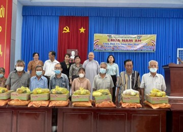 Tiền Giang: Ấm áp chương trình thiện nguyện của chùa Nam An dịp Xuân Quý Mão