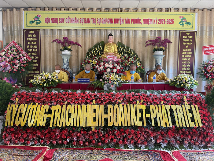 H.Tân Phước: Hội nghị tổng kết công tác Phật sự NK 2016-2021 và Suy cử nhân sự BTS Phật giáo NK 2021-2026
