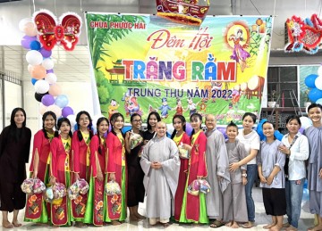 H.Cái Bè: Trung thu yêu thương tại chùa Phước Hải