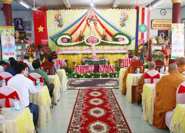TX.Gò Công: Ban Trị sự trang nghiêm cử hành Đại lễ Phật đản PL.2567