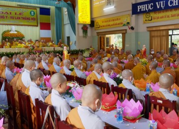 Tiền Giang: Hạ trường Vĩnh Tràng trang nghiêm tổ chức lễ Tạ pháp, Dâng Ca-sa mùa Vu lan Phật lịch 2566