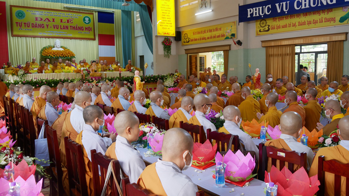 Tiền Giang: Hạ trường Vĩnh Tràng trang nghiêm tổ chức lễ Tạ pháp, Dâng Ca-sa mùa Vu lan Phật lịch 2566