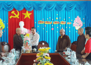 H.Tân Phú Đông: Lãnh đạo Ban Trị sự Phật giáo huyện chúc Tết các cơ quan ban ngành nhân dịp Xuân Canh Tý