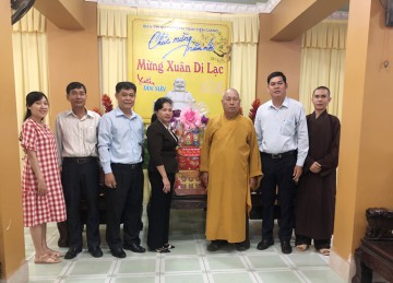 Tiền Giang: Lãnh đạo Ban Tôn giáo tỉnh thăm và chúc Tết chư tôn Giáo phẩm BTS Phật giáo 