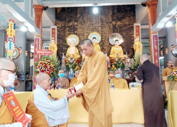 H.Cái Bè: Lễ trao Quyết định Bổ nhiệm Trụ trì chùa Thắng Quang