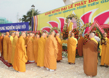 Tiền Giang: Ban Trị Sự GHPGVN Tỉnh Cử Hành Đại Lễ Phật Đản PL.2562