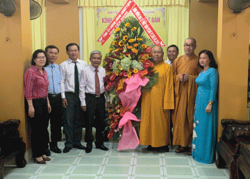 Tiền Giang: Tỉnh Ủy Thăm Và Chúc Mừng Phật Đản Đến Lãnh Đạo Giáo Hội Phật Giáo