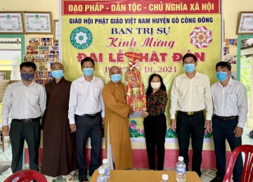 Tiền Giang: Ban Tôn giáo tỉnh thăm, chúc mừng Phật Đản đến Ban Trị sự Phật giáo các huyện phía Đông