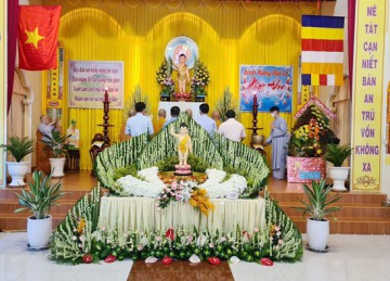 H.Tân Phú Đông: Ban Trị sự Phật giáo huyện Kính mừng Đại lễ Phật Đản PL.2565