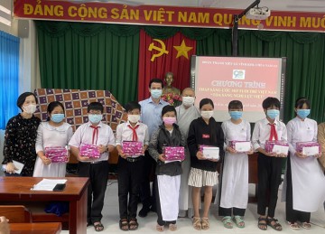 H.Châu Thành: Chùa Nam An hỗ trợ chương trình “Thắp sáng ước mơ tuổi trẻ Việt Nam”