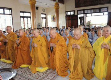 Phật Giáo Các Huyện Cúng Dường Trường Hạ