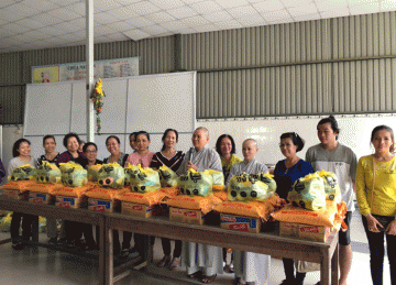 H.Châu Thành: Chùa Nam An tiếp tục chia sẻ những phần quà nghĩa tình đến các hoàn cảnh khó khăn
