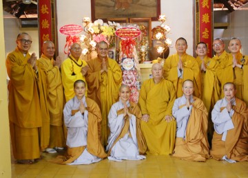 Tiền Giang: Ban Giáo dục Phật giáo đảnh lễ Chúc Tết đến chư Tôn đức Giáo phẩm