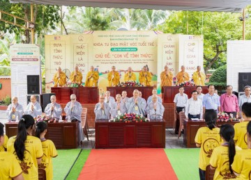 Tiền Giang: Bế mạc khóa tu mùa hè Đạo Phật với Tuổi Trẻ năm 2023 do Ban Hướng dẫn Phật tử tỉnh tổ chức