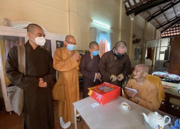 H.Chợ Gạo: Thường trực Ban Trị sự Phật giáo huyện thăm và cúng dường các tự viện trong huyện nhân mùa dịch bệnh