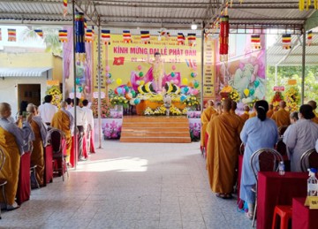 H.Cai Lậy: Ban Trị sự trọng thể tổ chức Đại lễ Phật đản PL.2566 - DL.2022