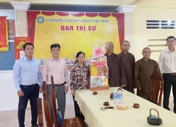 Tiền Giang: Ban Tôn giáo tỉnh chúc Tết BTS Phật giáo huyện Châu thành và huyện Tân Phước