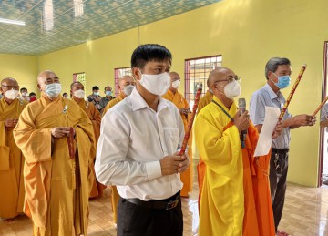 H.Gò Công Đông: Phật giáo huyện tổ chức tưởng niệm các Chiến sĩ và Cầu siêu đồng bào tử vong vì đại dịch Covid-19