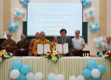 Tiền Giang: Lễ Ký kết ghi nhớ hợp tác Giáo dục giữa Trường Trung cấp Phật học Tiền Giang và Đại học Hoa Phạm (Đài Loan)