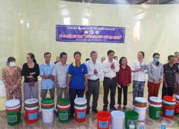 TX.Cai Lậy: Ra mắt mô hình “Phân loại rác thải tại nguồn” tại chùa Long Phước, xã Long Khánh