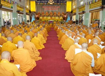 Tiền Giang: Hoàn đàn Dược Sư và Pháp hội Cổ Phật Khất Thực gieo duyên tại chùa Vĩnh Tràng đầu năm Giáp Thìn
