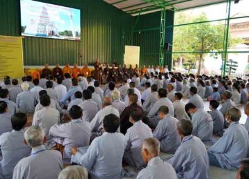Tiền Giang: Ban Hoằng pháp Phật giáo tỉnh Khai mạc khóa tu hướng về kỷ niệm ngày Đức Phật nhập Niết bàn