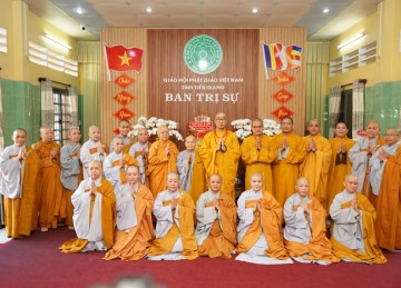 Tiền Giang: Phân ban Ni giới chúc Tết chư Tôn đức Chứng minh và Thường trực Ban Trị sự Phật giáo tỉnh nhân dịp Xuân Giáp Thìn