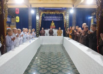 TX.Cai Lậy: Ban Trị sự Phật giáo thị xã Bố tát và họp lệ tháng 8 năm Quý Mão 