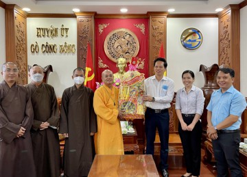 H.Gò Công Đông: Ban Trị sự Phật giáo huyện chúc Tết đến lãnh đạo các cơ quan ban ngành