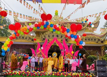 H.Tân Phước: Phật giáo huyện tổ chức Đại lễ Phật đản PL.2567 thành tựu viên mãn