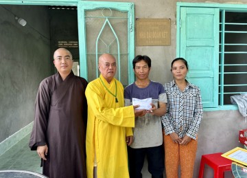 H.Gò Công Đông: Ban Trị sự Phật huyện trao nhà đại đoàn kết tại xã Tân Thành