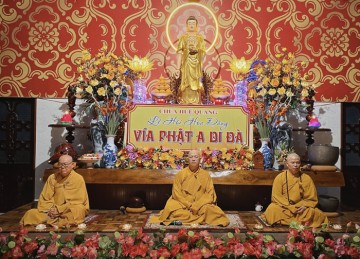 TX. Gò Công: Lễ Khánh đản Phật A Di Đà tại chùa Huệ Quang và chùa Phật Huệ