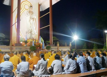 Tiền Giang: Trang nghiêm lễ vía Bồ Tát Quán Thế Âm tại chùa Vĩnh Tràng